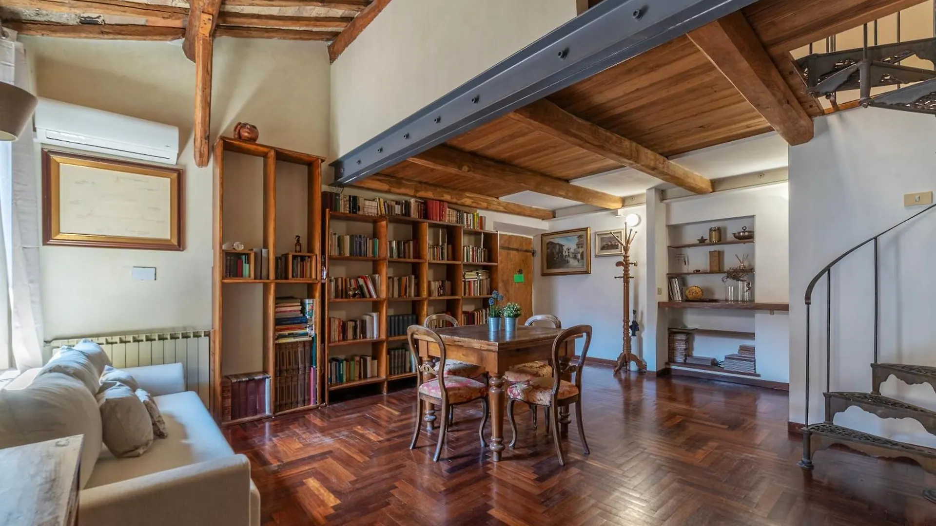 Monti Sweet Apartment - Charme Holidays Roma
