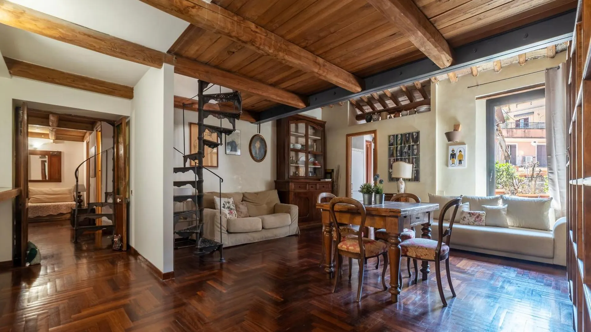 Monti Sweet Apartment - Charme Holidays Roma