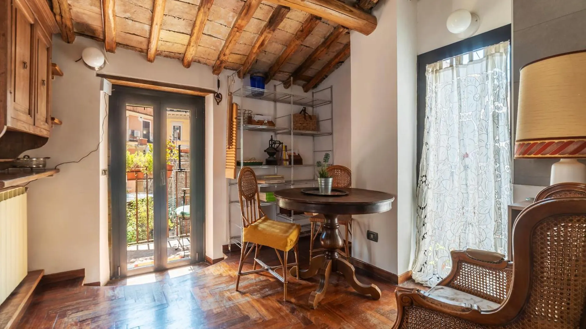 Monti Sweet Apartment - Charme Holidays Roma