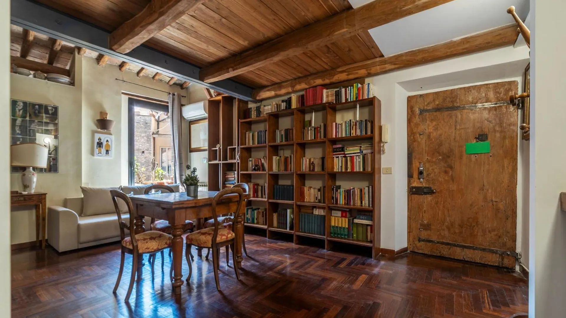 Monti Sweet Apartment - Charme Holidays Roma